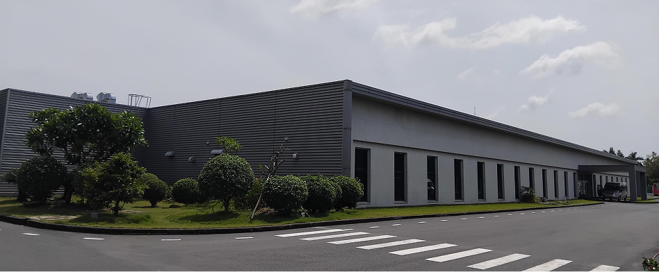 YKK Side Building